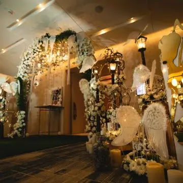 Memorial arrangements sympathy wedding decor India